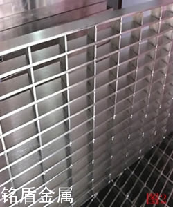 Cloud Zoom small image