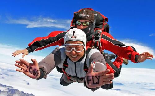 NZONE 一万五千英尺高空跳伞