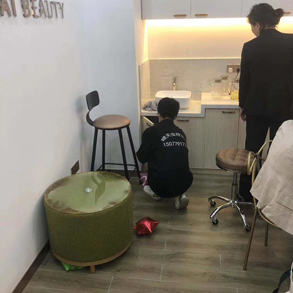 殺蟲(chóng)除蟲(chóng)現(xiàn)場(chǎng)