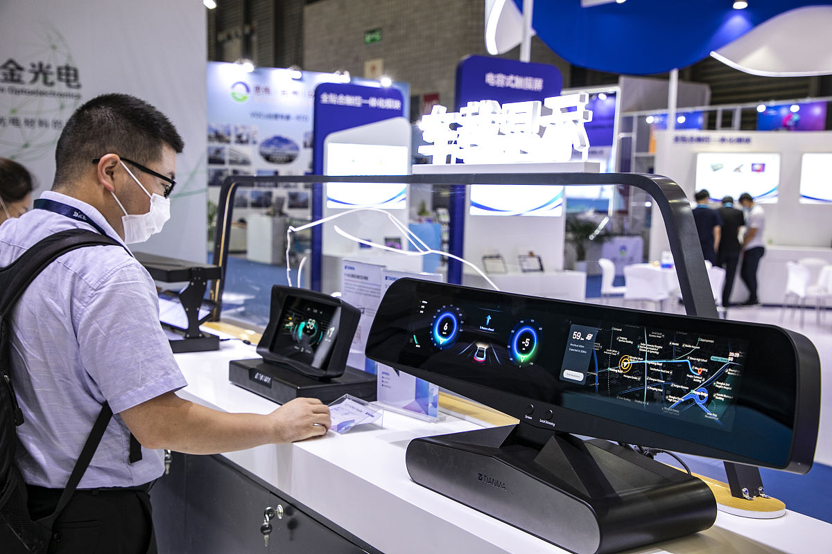 临时保护涂层在车载屏装配过程中的应用