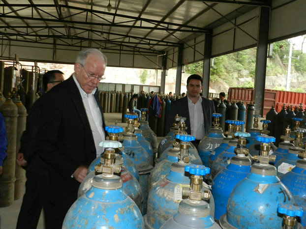 外商来公司考察