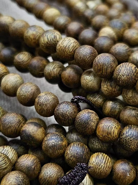 奇楠沉香手串 奇楠沉香手串