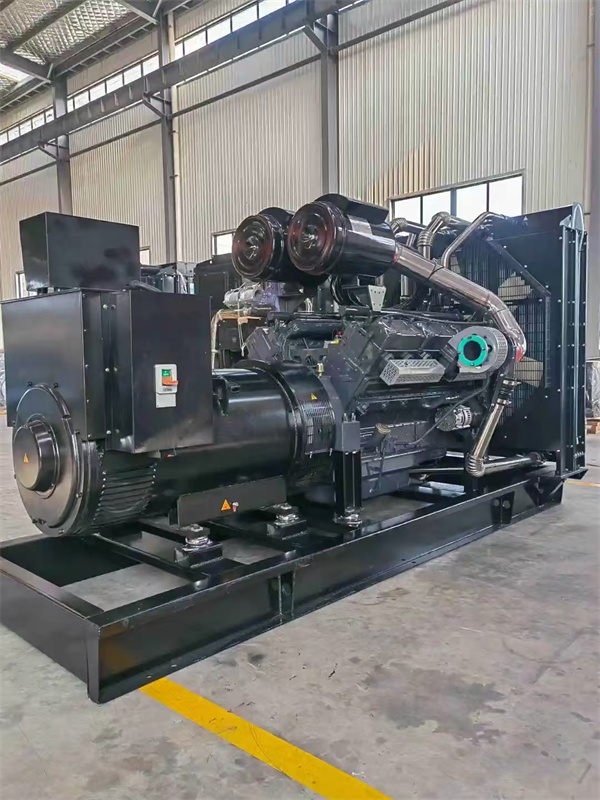 二手六百千瓦上柴发电机组多少钱？