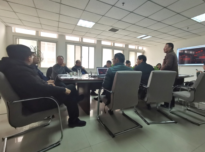 自来水厂业主、专家及设计小组讨论