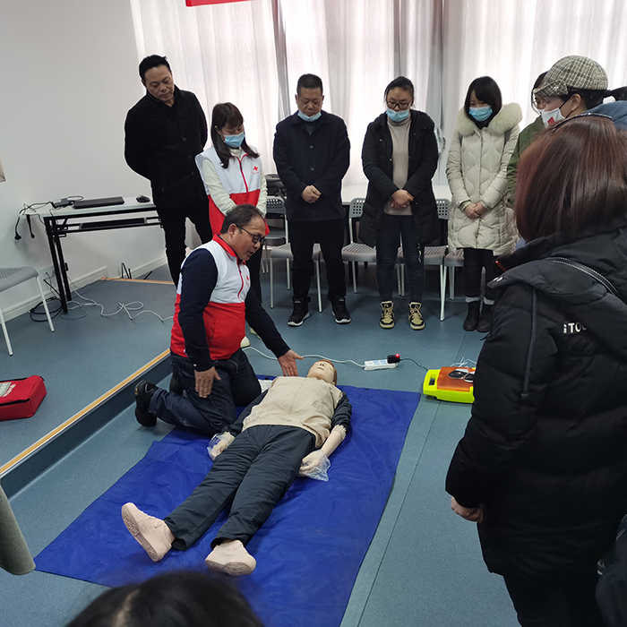 安全你我，爱心相伴，红十字会应急救护培训