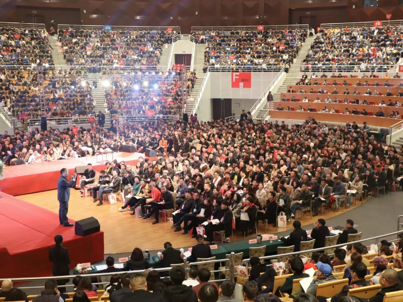 袁国顺的免费模式有成功落地的吗？